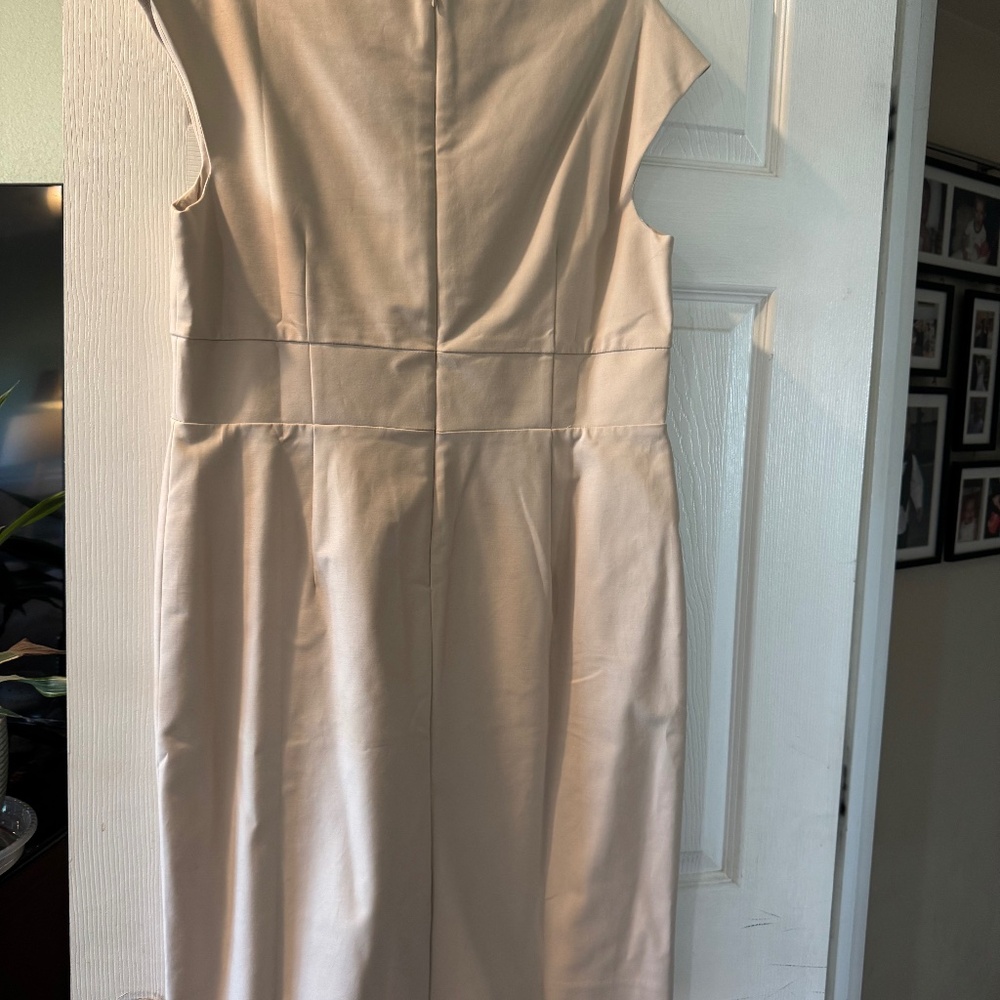 Women’s beige Ann Taylor Dress